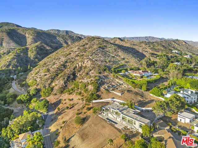 27061 Sea Vista Drive, Malibu, CA 90265