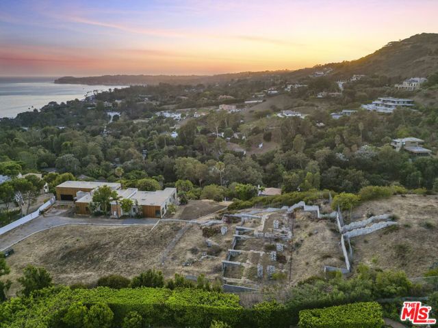 27061 Sea Vista Drive, Malibu, CA 90265