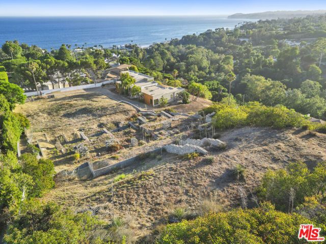 27061 Sea Vista Drive, Malibu, CA 90265