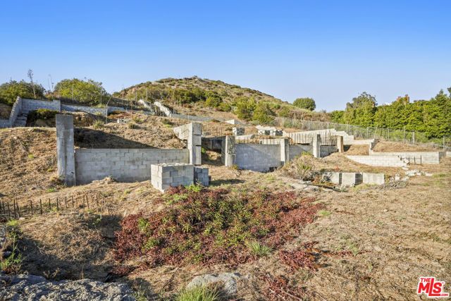 27061 Sea Vista Drive, Malibu, CA 90265