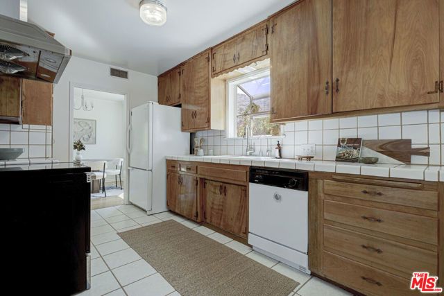 608 Solway Street, Glendale, CA 91206