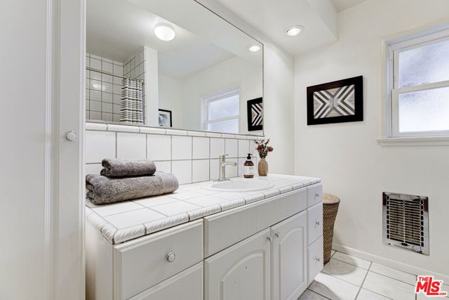 608 Solway Street, Glendale, CA 91206