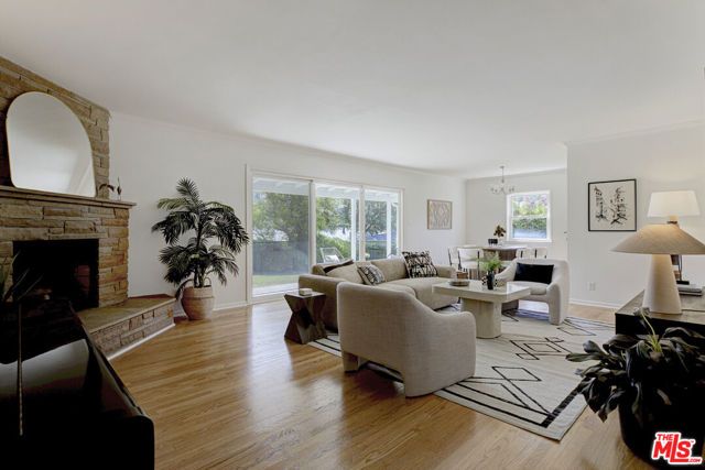 608 Solway Street, Glendale, CA 91206