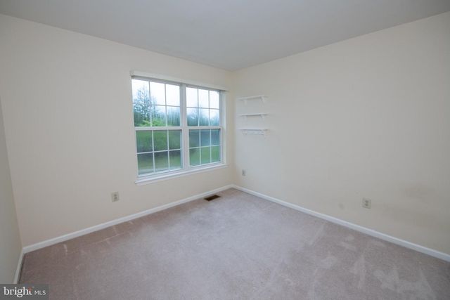 9006 SHEFFIELD DR, Morrisville, PA 19067