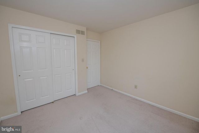 9006 SHEFFIELD DR, Morrisville, PA 19067