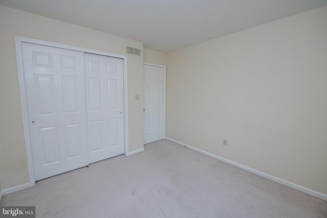 9006 SHEFFIELD DR, Morrisville, PA 19067