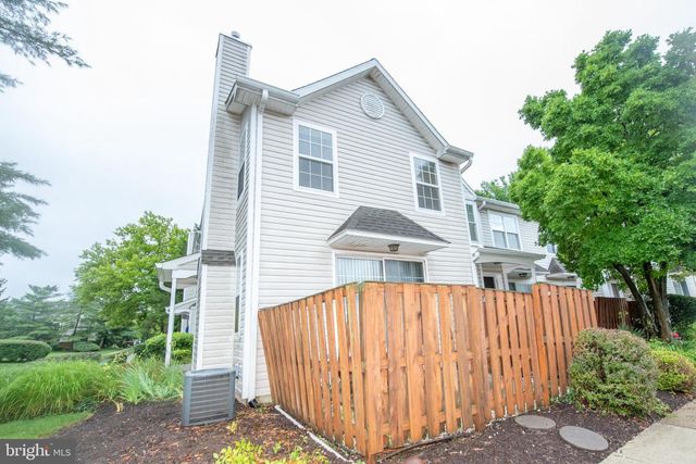 9006 SHEFFIELD DR, Morrisville, PA 19067