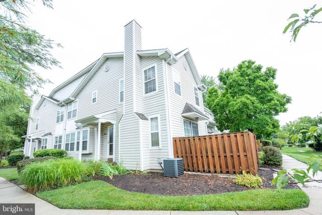 9006 SHEFFIELD DR, Morrisville, PA 19067