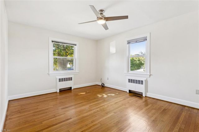 4017 Buchanan DR, Hampton, VA 23669