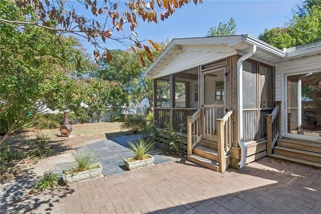 4017 Buchanan DR, Hampton, VA 23669