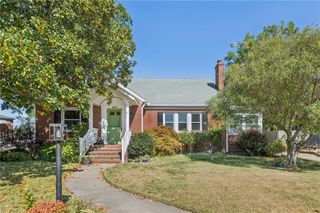 4017 Buchanan DR, Hampton, VA 23669