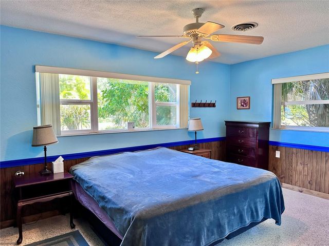 5868 26TH AVENUE S, Gulfport, FL 33707