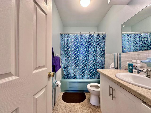 5868 26TH AVENUE S, Gulfport, FL 33707