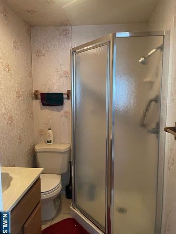 82 Azalea Street, Paramus, NJ 07652