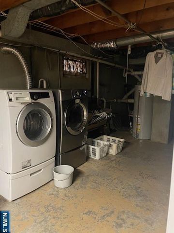 82 Azalea Street, Paramus, NJ 07652