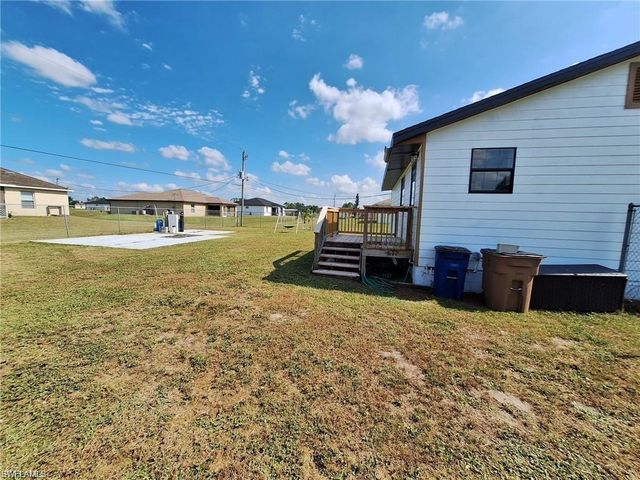 3820 20th ST W, Lehigh Acres, FL 33971