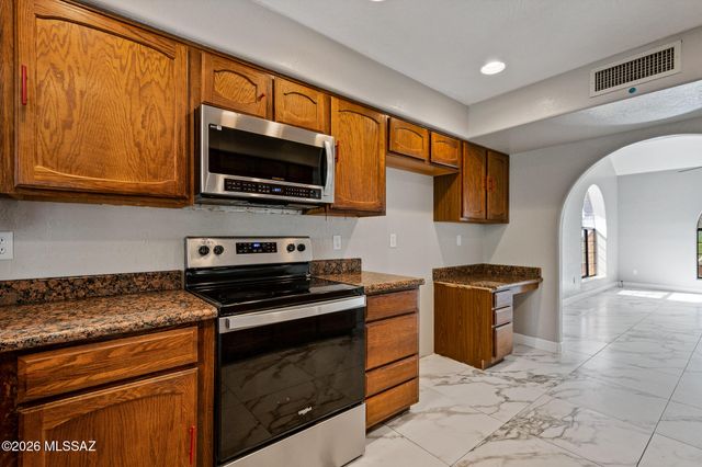 4491 W Irvington Road, Tucson, AZ 85746