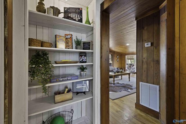 16564 County Road 89, Mentone, AL 35984