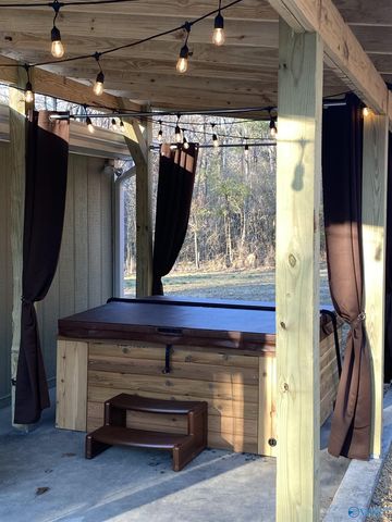 16564 County Road 89, Mentone, AL 35984