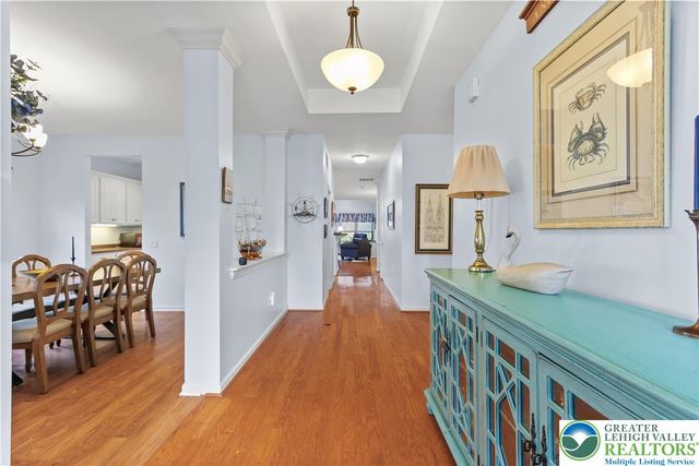 60 Glenmoor Circle North, Palmer Twp, PA 18045