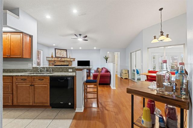 958 RIDGEWOOD TERRACE, Tarpon Springs, FL 34689