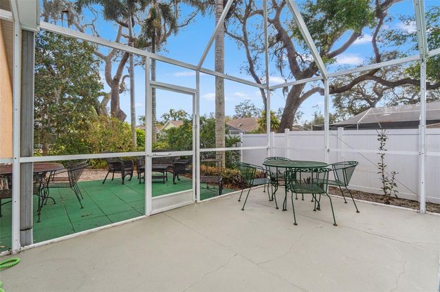 958 RIDGEWOOD TERRACE, Tarpon Springs, FL 34689