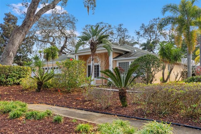 958 RIDGEWOOD TERRACE, Tarpon Springs, FL 34689