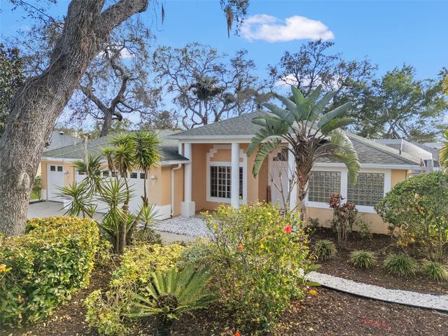 958 RIDGEWOOD TERRACE, Tarpon Springs, FL 34689