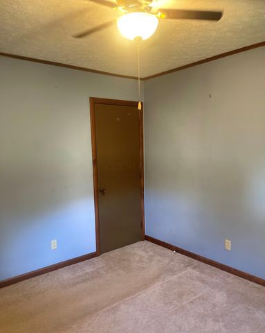 5559 Cedar Drive, Grove City, OH 43123