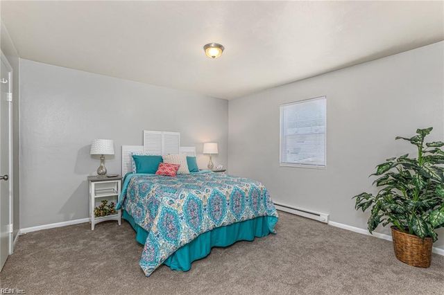 9530 3rd Bay St Apt 12, Norfolk, VA 23518