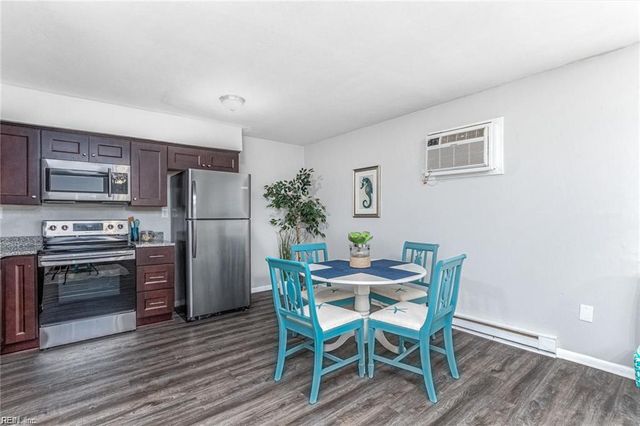 9530 3rd Bay St Apt 12, Norfolk, VA 23518