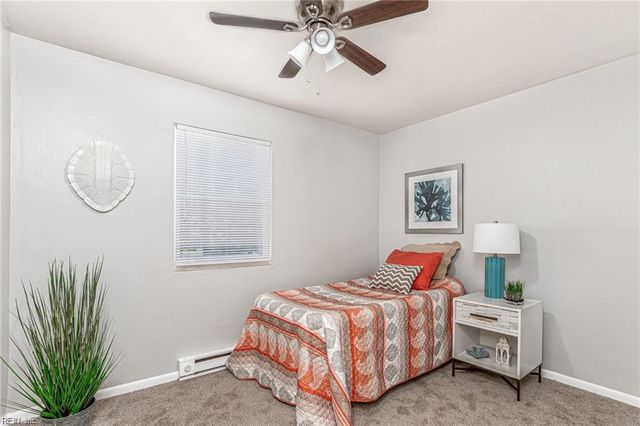 9530 3rd Bay St Apt 12, Norfolk, VA 23518