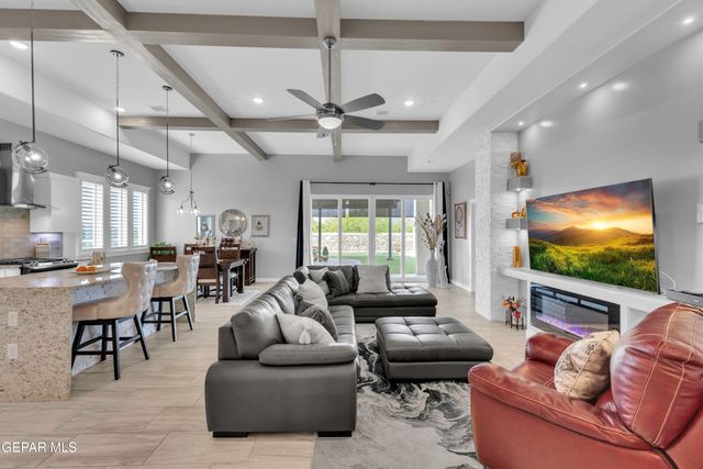 3901 DESERT PARK Place, El Paso, TX 79938