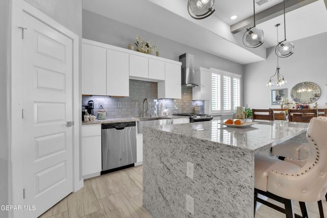 3901 DESERT PARK Place, El Paso, TX 79938