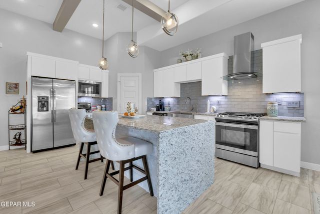 3901 DESERT PARK Place, El Paso, TX 79938