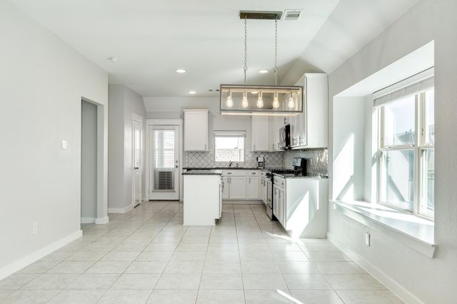 2714 Bernadino Drive, Texas City, TX 77568