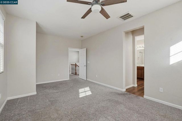 3893 Purple Finch Ln, Modesto, CA 95355