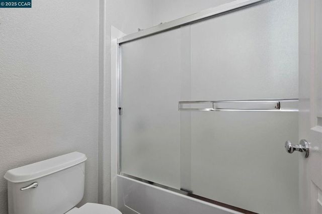 3893 Purple Finch Ln, Modesto, CA 95355