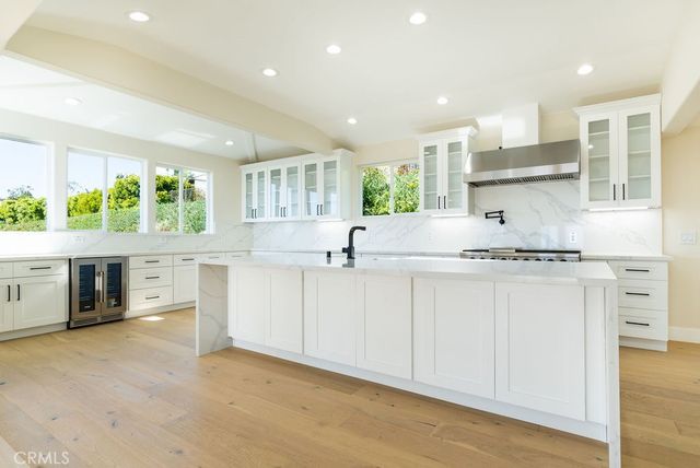 2850 Zell Drive, Laguna Beach, CA 92651