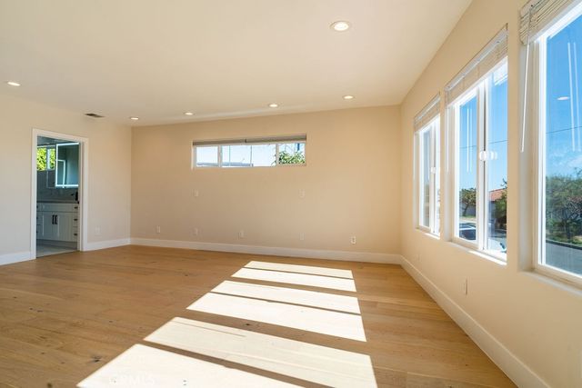 2850 Zell Drive, Laguna Beach, CA 92651