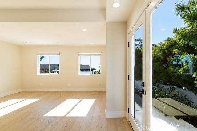 2850 Zell Drive, Laguna Beach, CA 92651