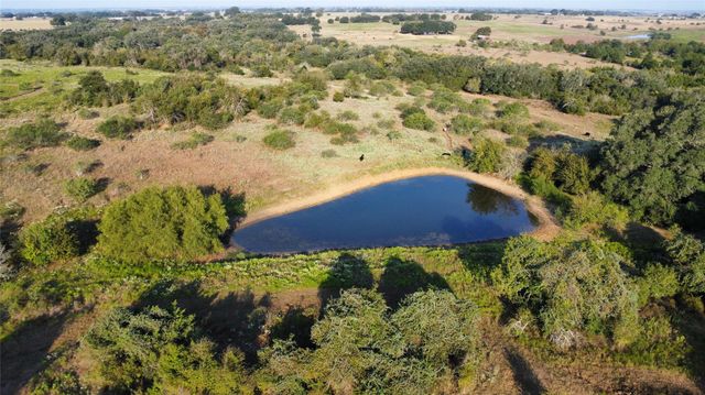 11441 Mazoch Rd, Weimar, TX 78962