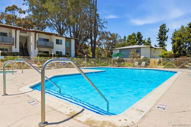 1740 El Camino Real J 201, Encinitas, CA 92024