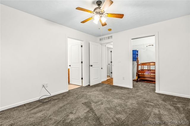 789 Rose Avenue, Jeffersonville, IN 47130