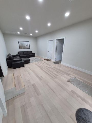 126 Deer Run DR, Cedar Creek, TX 78612