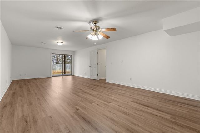 80 E Sycamore Street, Fayetteville, AR 72703