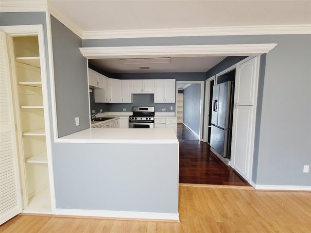 7535 Thurow Street, Houston, TX 77087