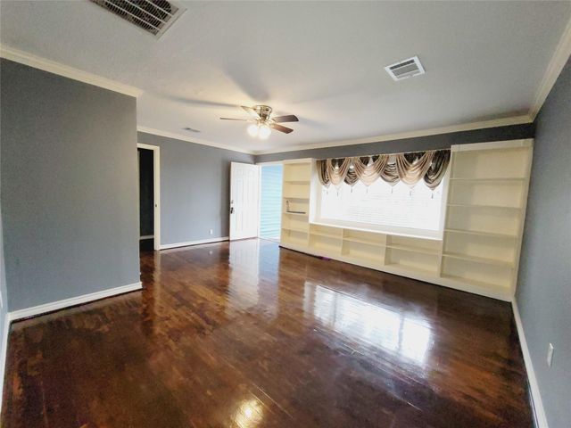 7535 Thurow Street, Houston, TX 77087