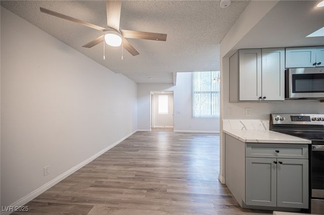 2430 Old Forge Lane 106, Las Vegas, NV 89121