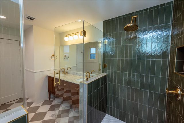 610 Hyde Park Boulevard, Houston, TX 77006